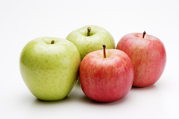 青リンゴ 赤リンゴ アップル Apple 集合のフリー素材 無料の写真素材なら Foto Project