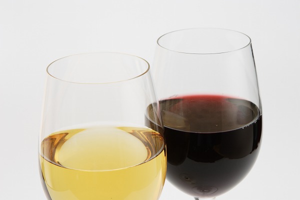 ワイングラス 白ワイン 赤ワインのフリー素材 無料の写真素材なら Foto Project