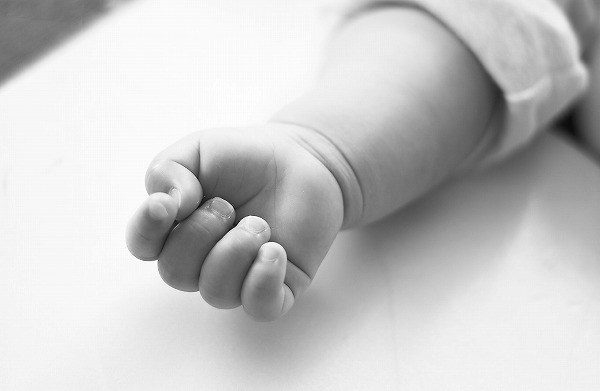 赤ちゃん 手 腕のフリー素材 無料の写真素材なら Foto Project