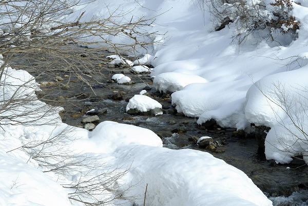 雪 冬の川のフリー素材 無料の写真素材なら Foto Project