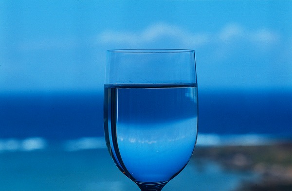 グラスの中の青い海のフリー素材 無料の写真素材なら Foto Project